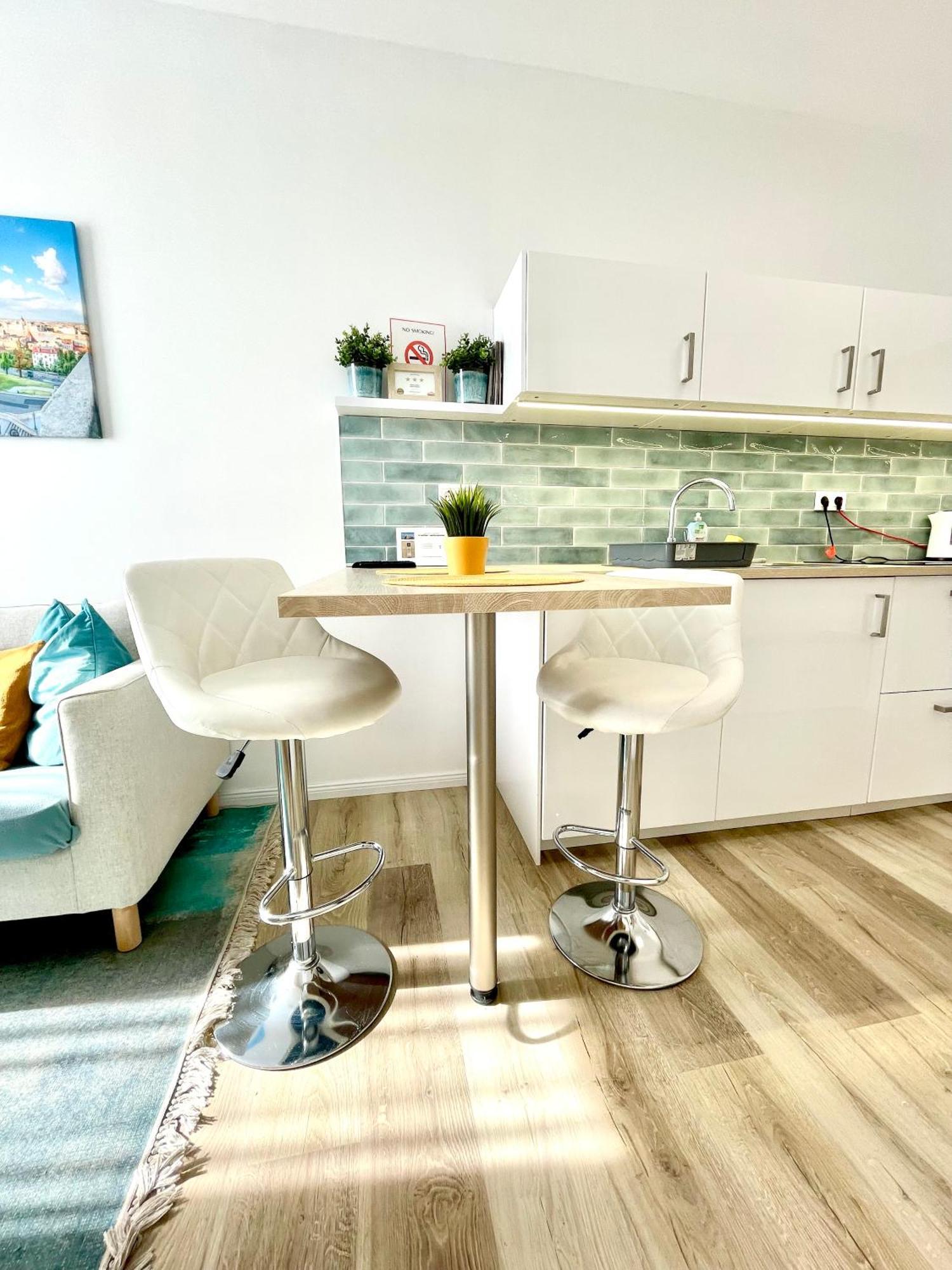 Margaret Apartment Next To The Lukacs Spa With Panorama Danube Budapest Exterior foto